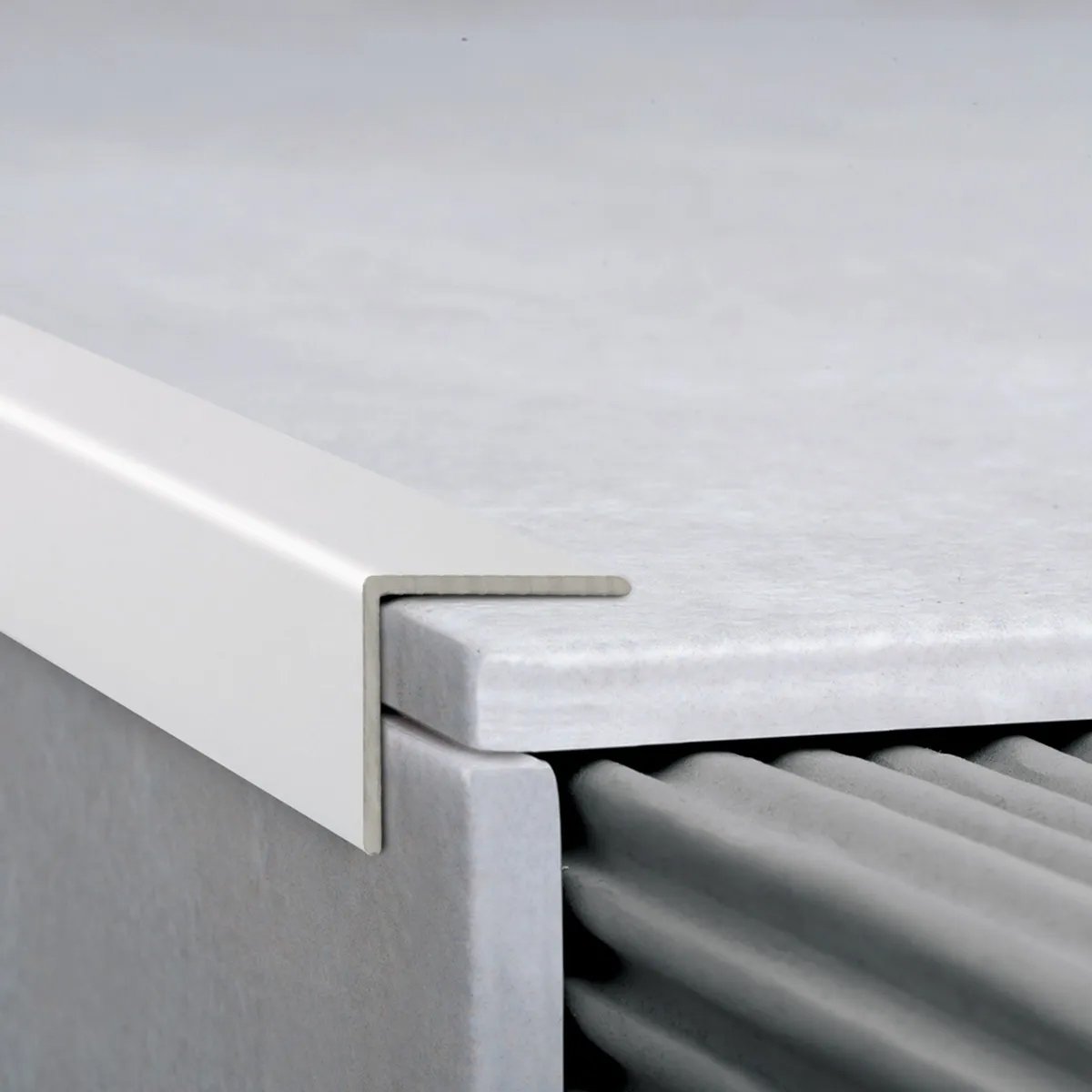 Terminación Aluminio Placa de PVC - Imagen 2